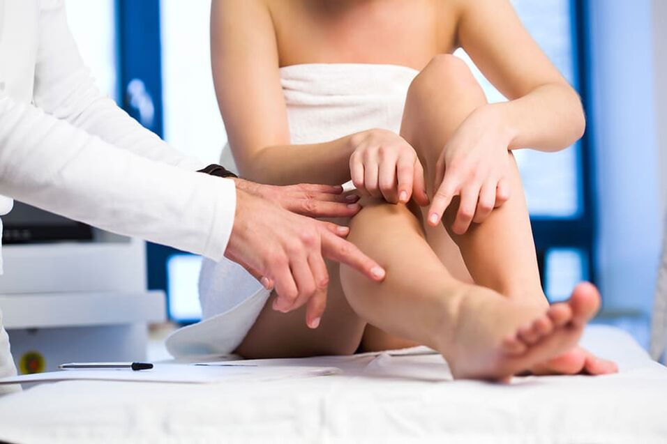 Inspection to the doctor